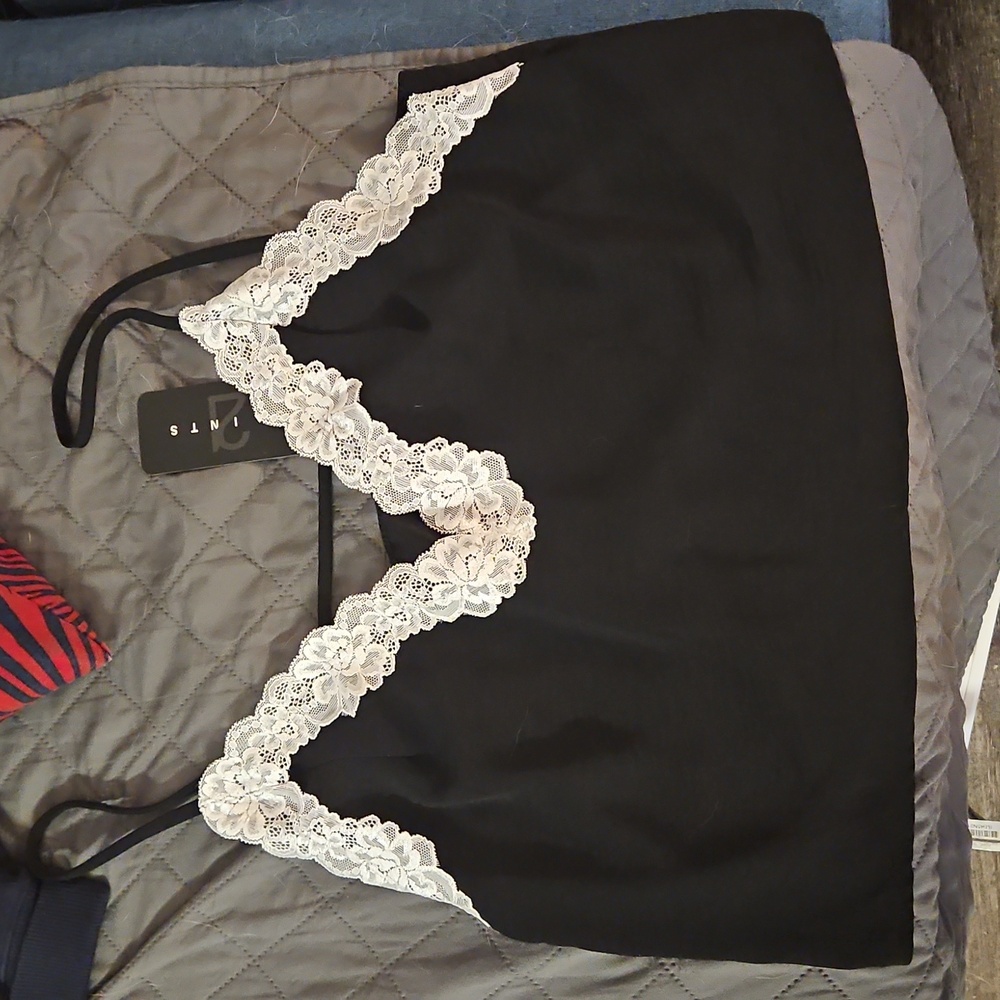 21 saints sleep lace cutout crop tank camisole